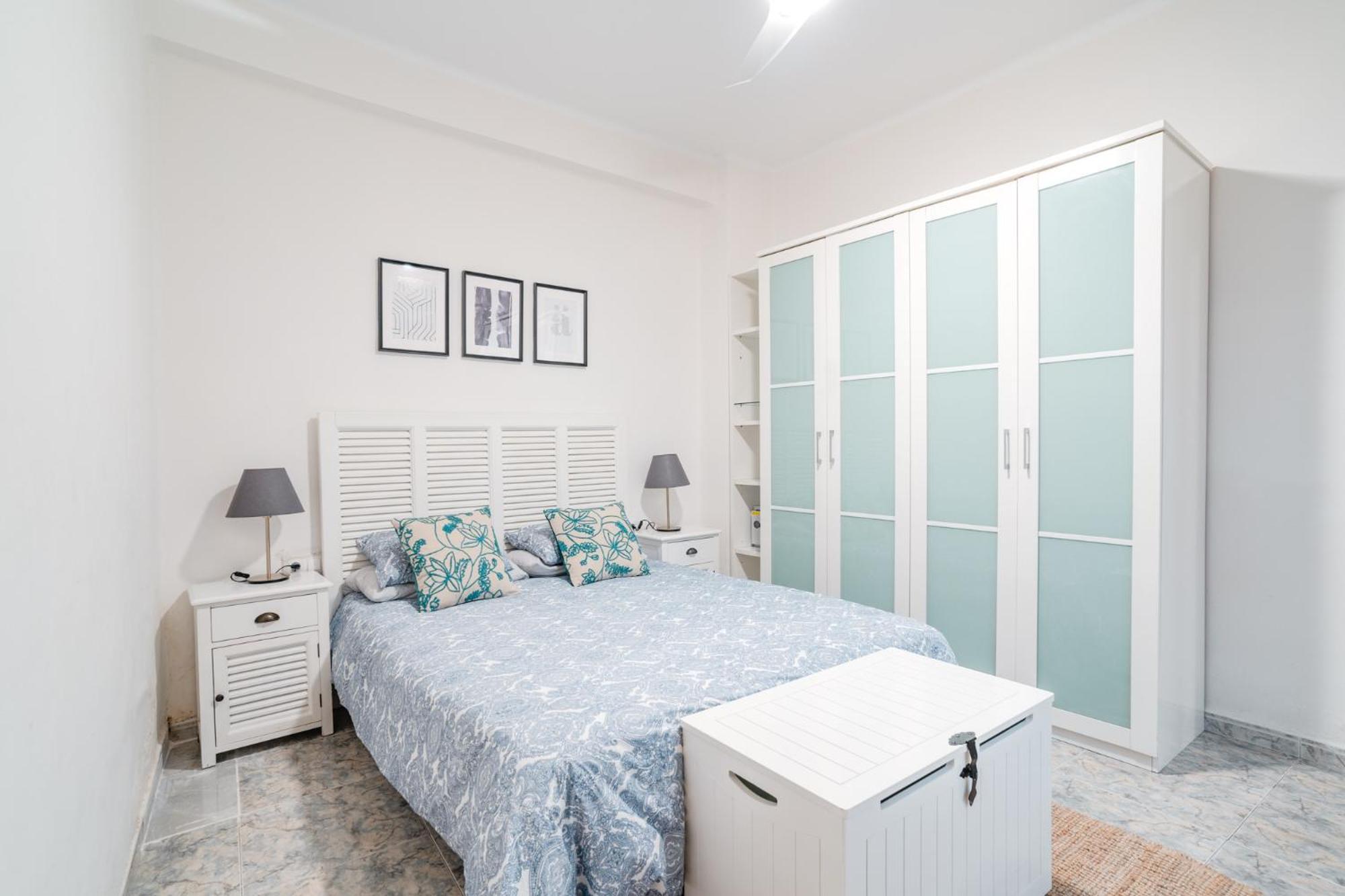 Cisneros Flat Apartment บาเลนเซีย ภายนอก รูปภาพ